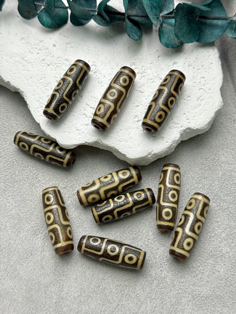 Бусина Дзи-дзи из агата, 10*30 мм, 1 штука