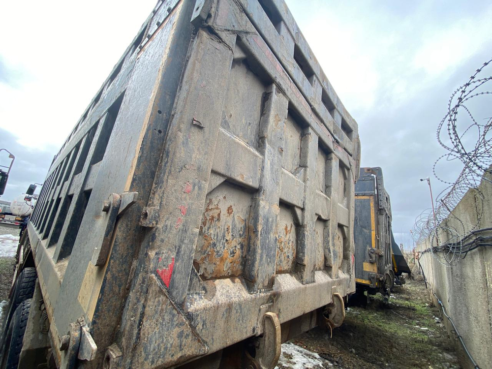 Howo ZZ* 8x4 Самосвал ZZ3407S3867E (Дизель, 9,7 л, 373 л.с, МТ)
