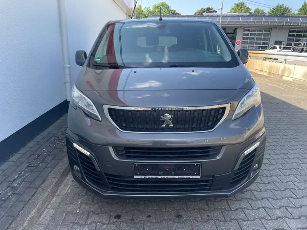 Peugeot Traveller Business L3