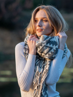 Шарф теплый с орнаментом Сканди