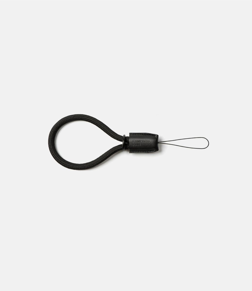 Campbell Cole The Camera Wrist Strap Black — ремешок для камеры