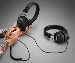 Беспроводные наушники накладные Marshall Major IV Bluetooth коричневые