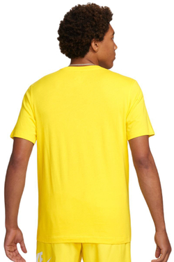 Мужская теннисная футболка Nike Sportswear Club T-Shirt - желтый