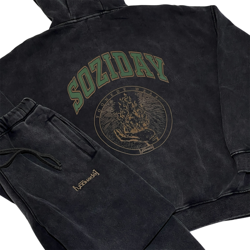 YOONEDE спортивный костюм "HAND ON FIRE"