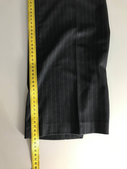 Брюки Calista лаконичные, визуально на 46 размер