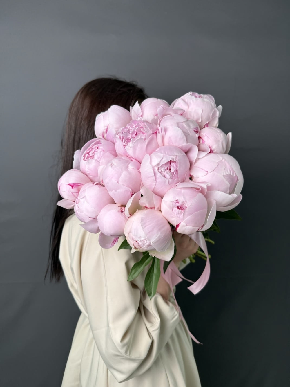 Букет из 15 пионов «Розовое счастье»