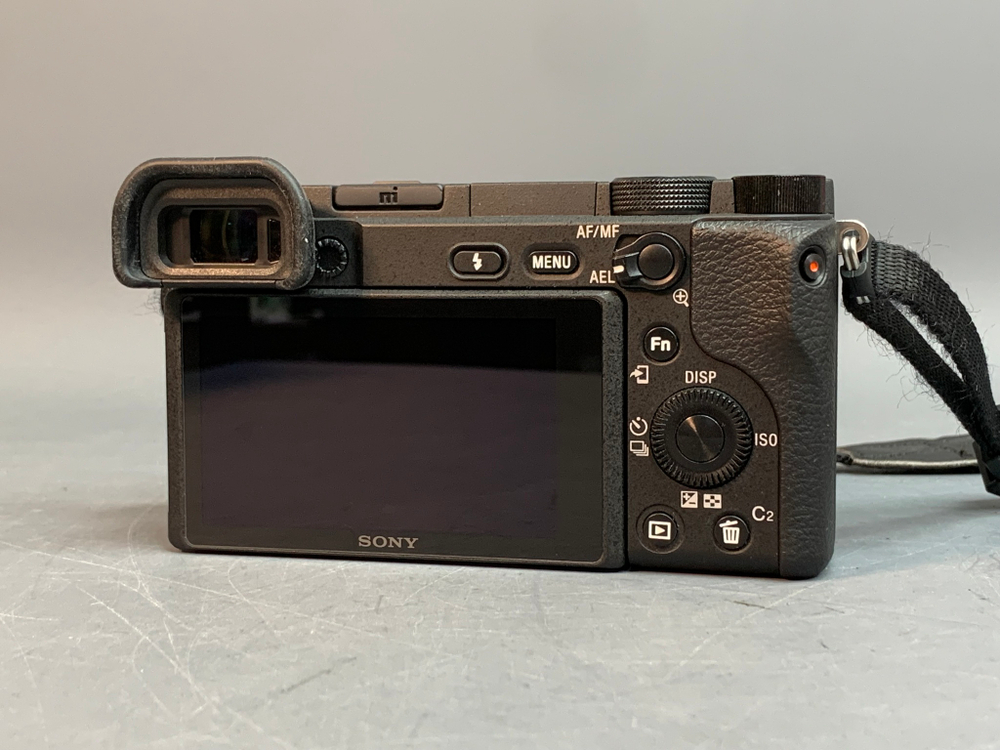 Sony A6400 Kit 16-50mm 2.233 Кадров