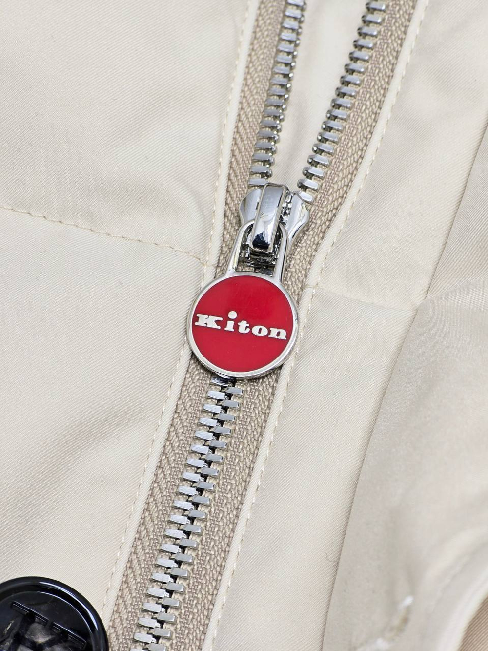 Пуховик Kiton