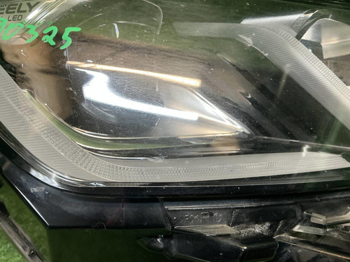Фара правая Geely Coolray (2019-2024) LED