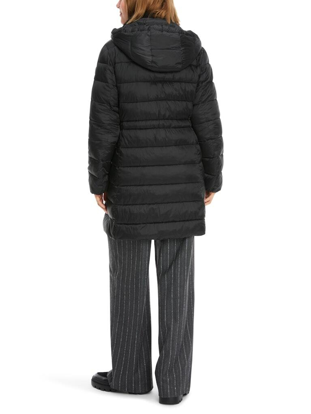Marc-Cain-Ad_HerbstWinter-2024_900_XA-12.05-W84_3