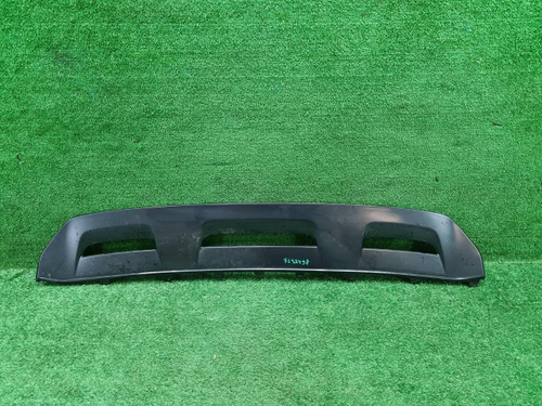 Накладка переднего бампера Audi Q8 (18-23) S-line