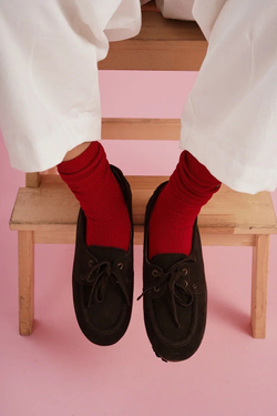 Хлопковые носки красного цвета