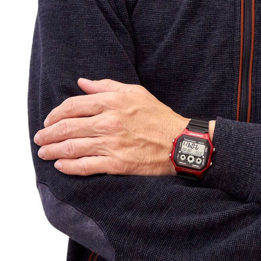 Мужские наручные часы Casio AE-1300WH-4A