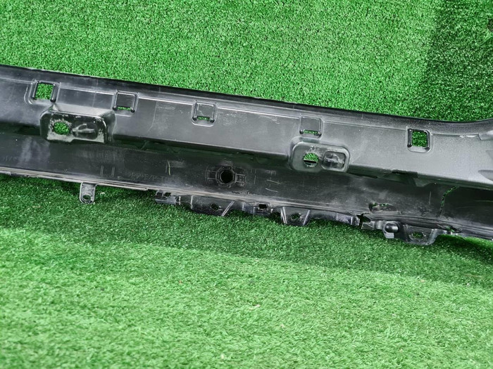 Бампер задний Toyota Land Cruiser 300 (2021-н.в.)