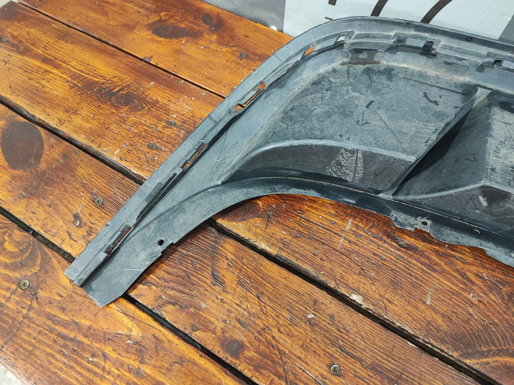 Юбка заднего бампера Volkswagen Passat B7 11-15 Б/У Оригинал 3AE807521