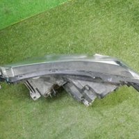 Фара правая Toyota RAV4 4 CA40 (2015-2019) LED