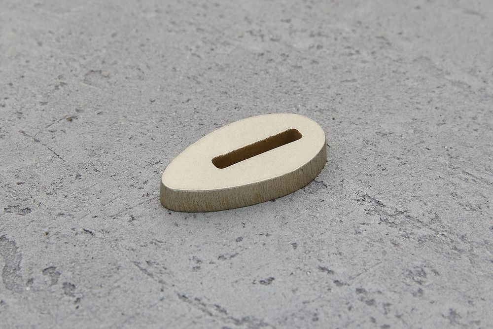 Больстер из нейзильбера 5мм, 34x18мм