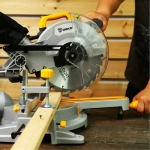 DEKO DKMS2200-255 Laser торцовочная пила 063-4218