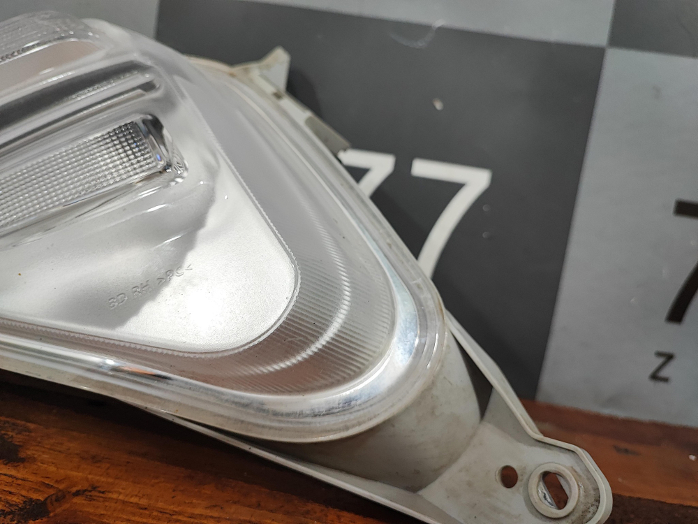 ПТФ передняя правая Kia Cerato 4 (BD) 18-22 Б/У Оригинал 92306M6000