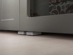 Остин Шкаф-витрина 16.394.01 графит/дуб золотой