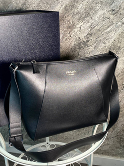 Сумка-мессенджер Prada