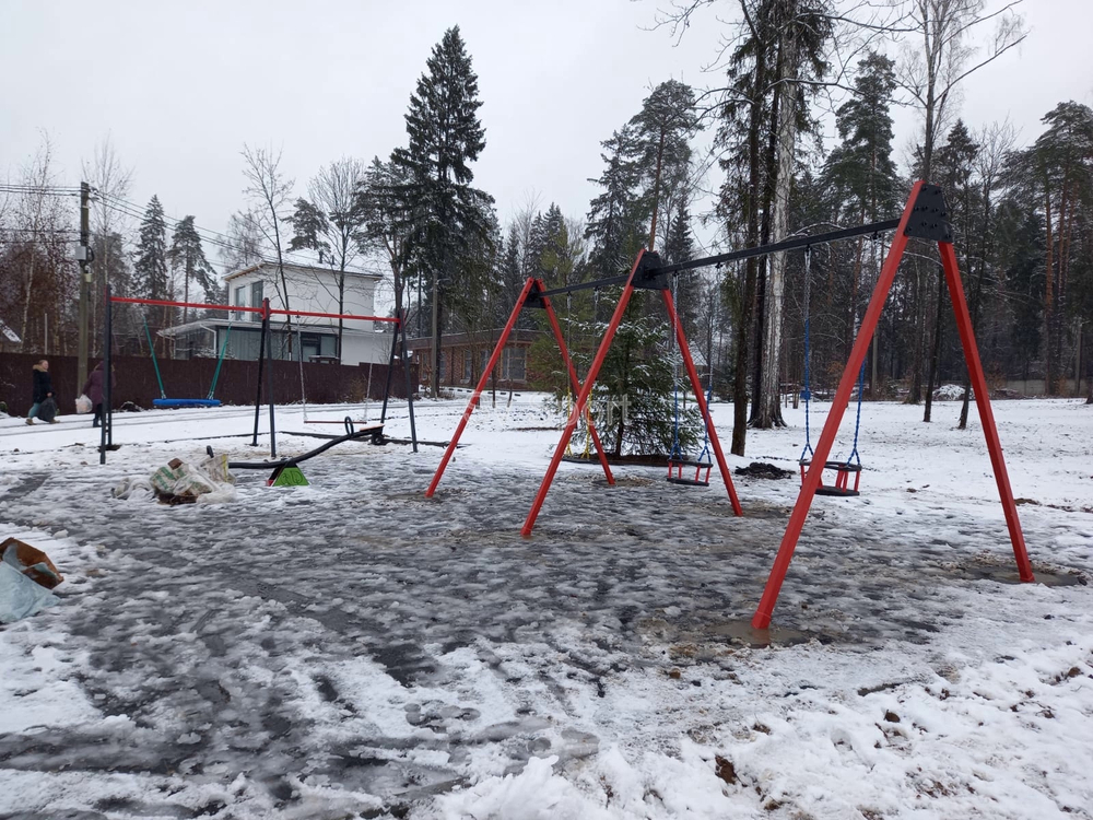 Монтаж уличных качелей Sv Sport Maxi х 2