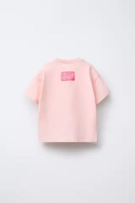 ZARA ФУТБОЛКА С ПРИНТОМ, БЛЕДНО-РОЗОВЫЙ