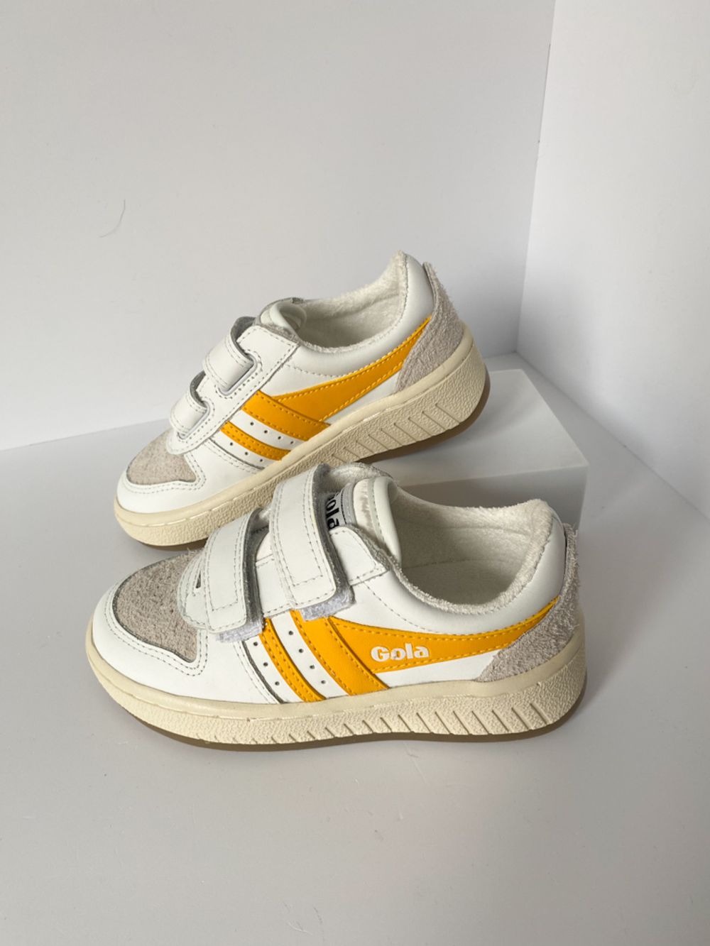 Новые кроссовки  Zara, 28,5