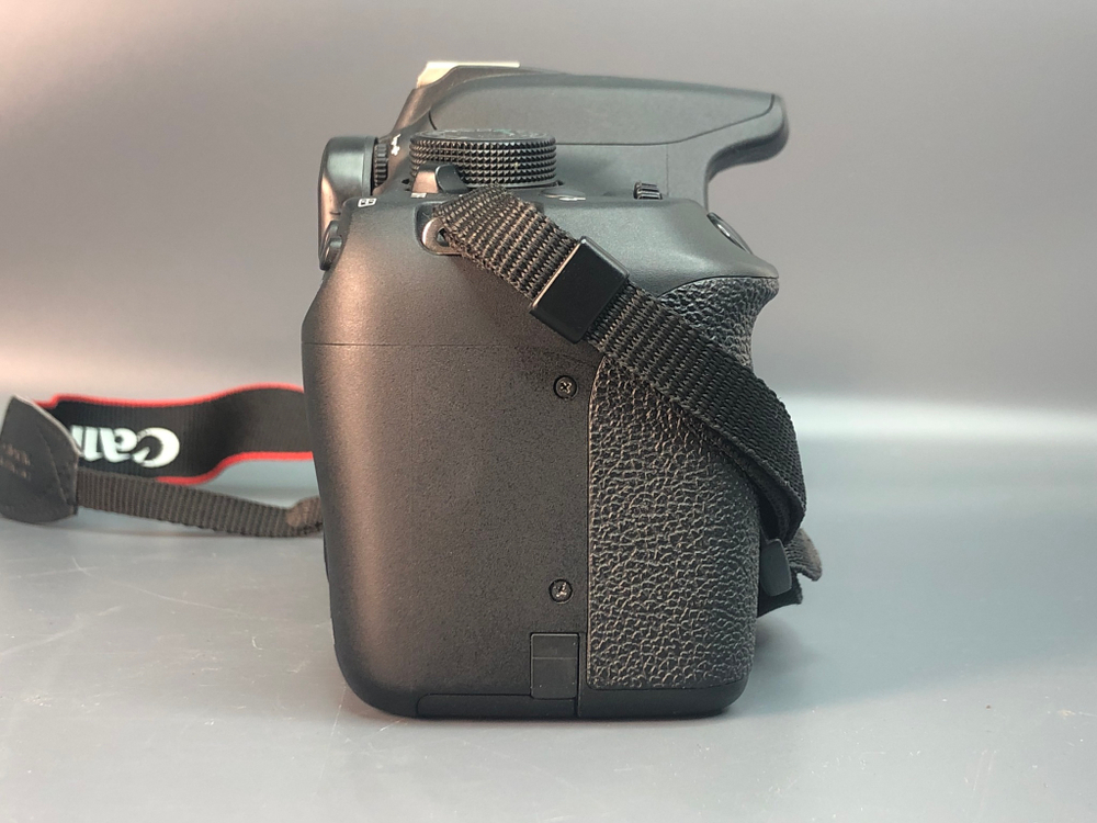 Canon Rebel T5 Kit 18-55mm, 6707 кадров пробега