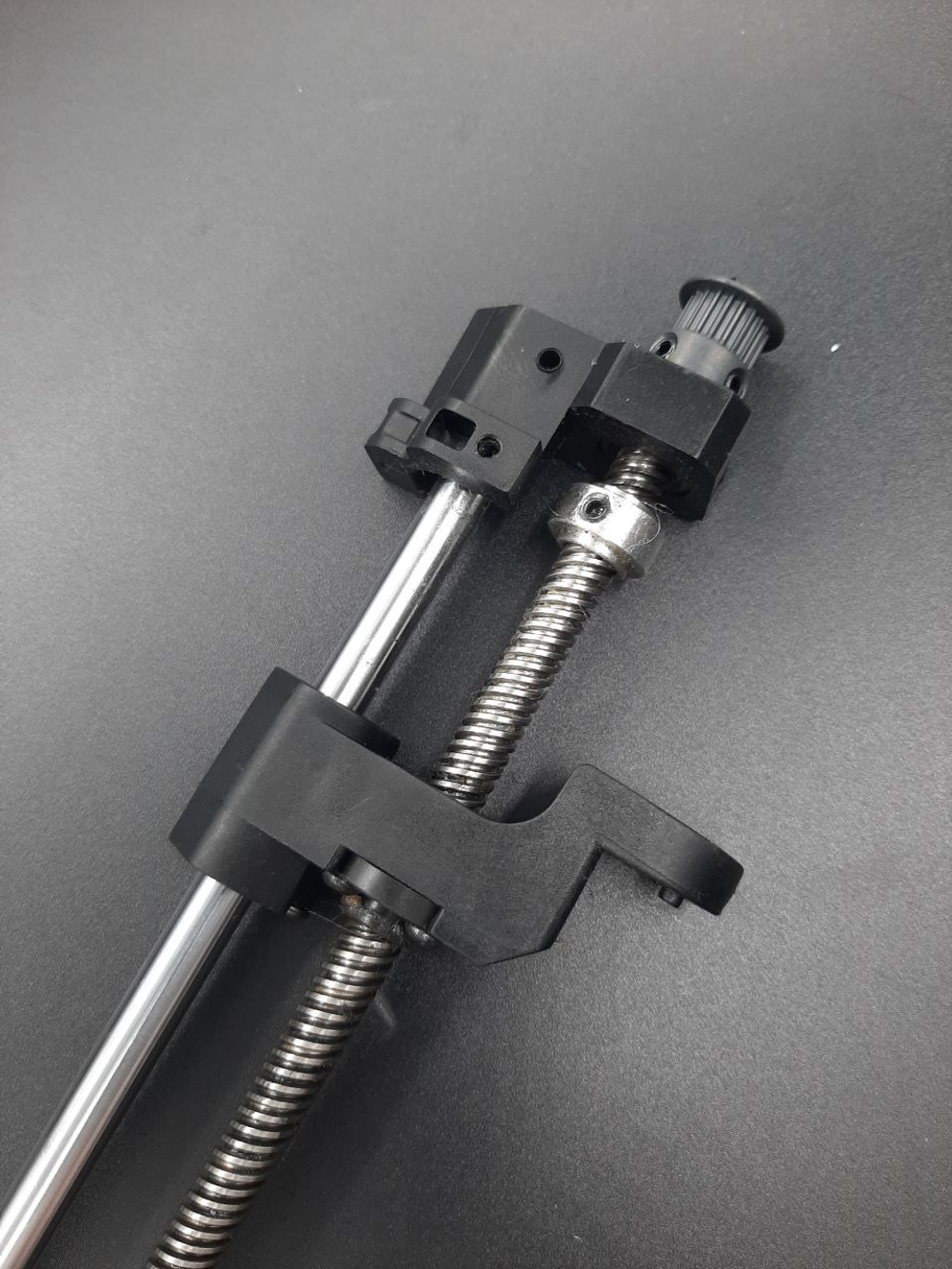 Левая ось Z Creality K1 / K1C