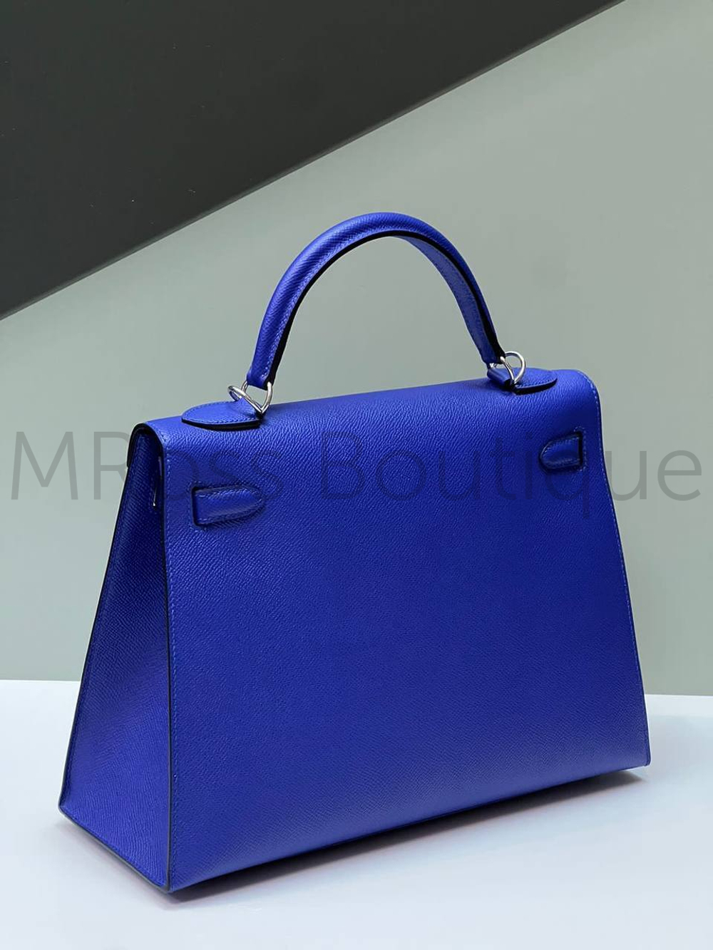 Hermes 32 sale