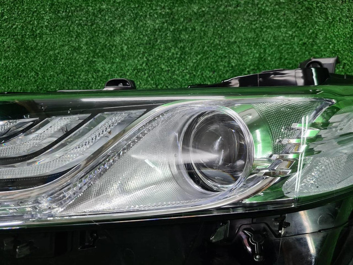 Фара левая Toyota Camry xv70 (2020-н.в.) LED