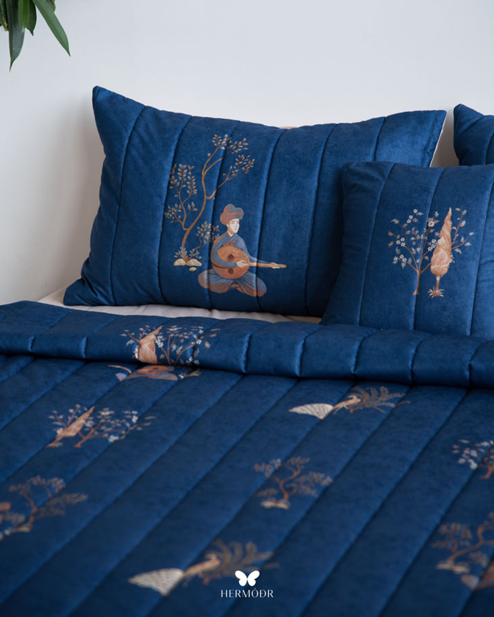 Комплект стеганного покрывала и 3 наволочек Soufiyan Chang Va ood Navy Hermodr 130220323 Иран