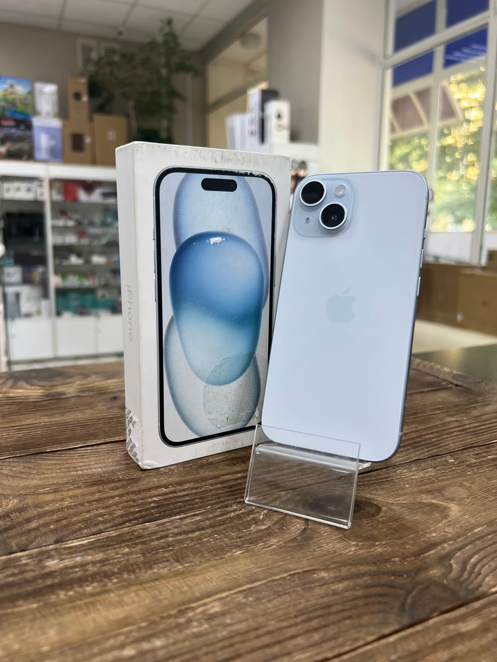 Б/У iPhone 15 128GB Blue