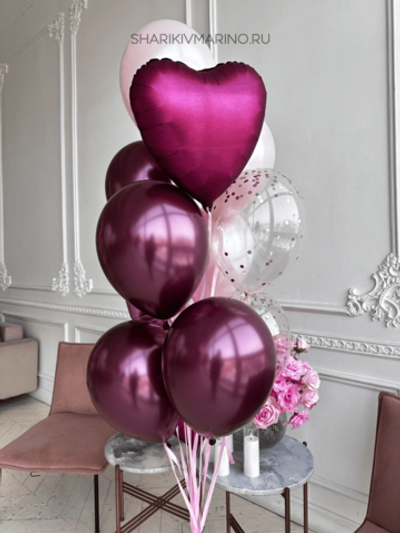 Воздушная композиция из шаров: гармония бордо и пудры