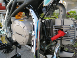 Мотоцикл REGULMOTO Seven 125E PITBIKE электростартер