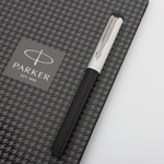 Ручка шариковая Parker "Beta Premium Silver", в подарочной упаковке