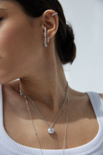 Колье Embrasse White