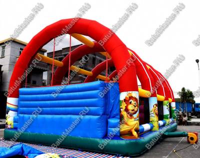 Коммерческий надувной батут "Зверята с крышей" 14*8*6 м