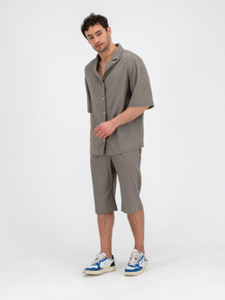 Костюм льняной с шортами. Хаки