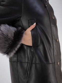 Дубленка зимняя с капюшоном натуральная оверсайз