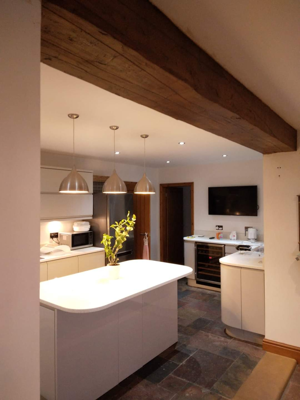 декоративные балки из старого амбарного дуба - фальшбалки