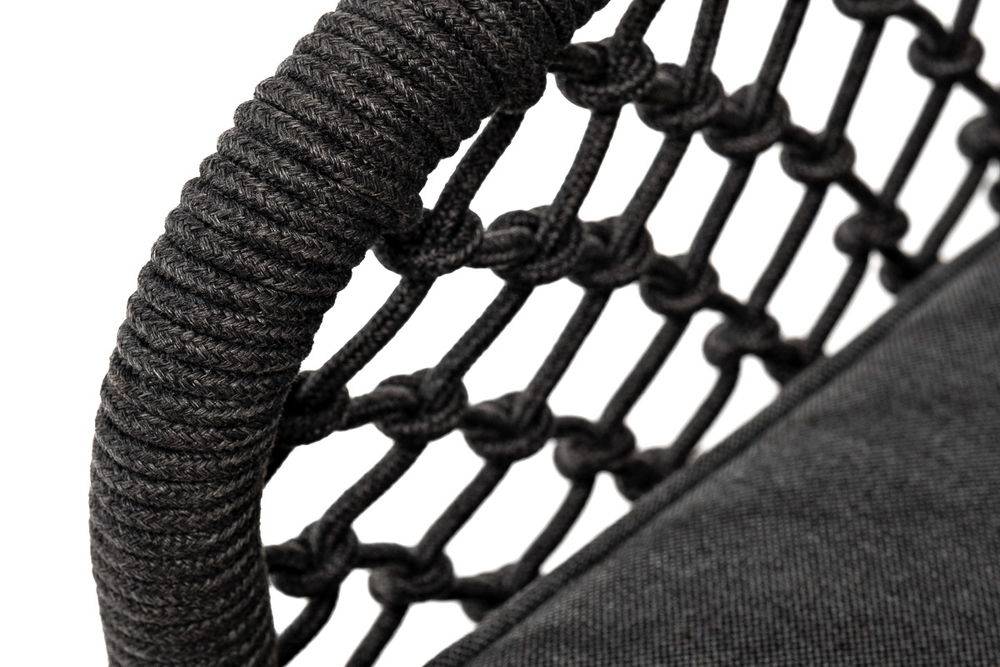 "Канны" кресло плетеное из роупа (узелки), основание дуб, роуп темно-серый круглый, ткань темно-серая 027