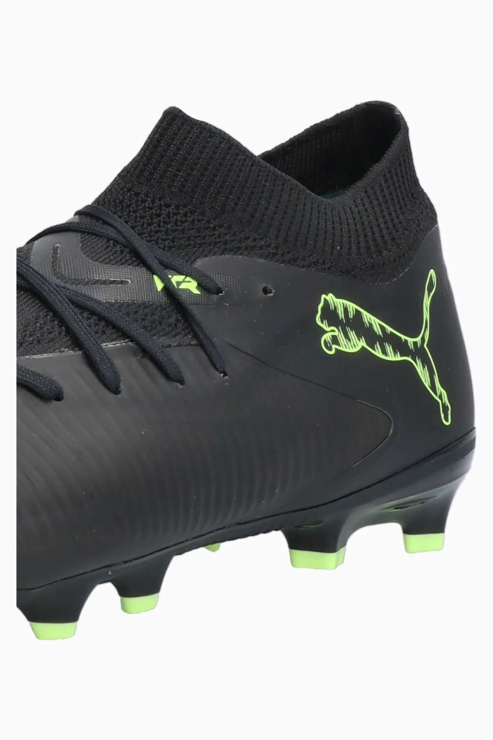 Бутсы Puma Future 8 Pro FG/AG Junior - черный
