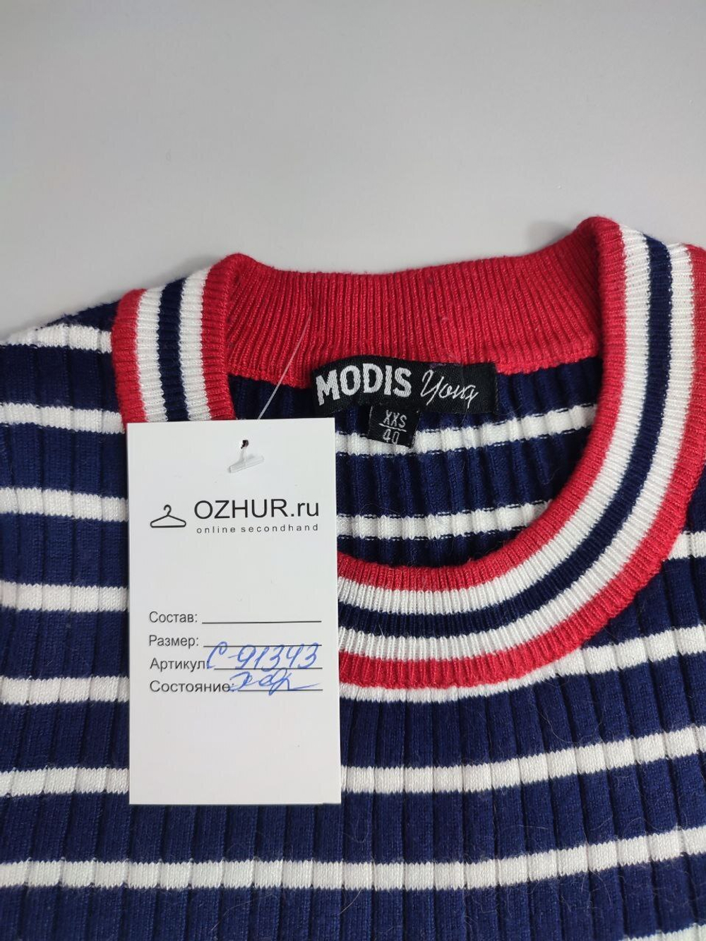Футболка Modis стилльная 40 размер