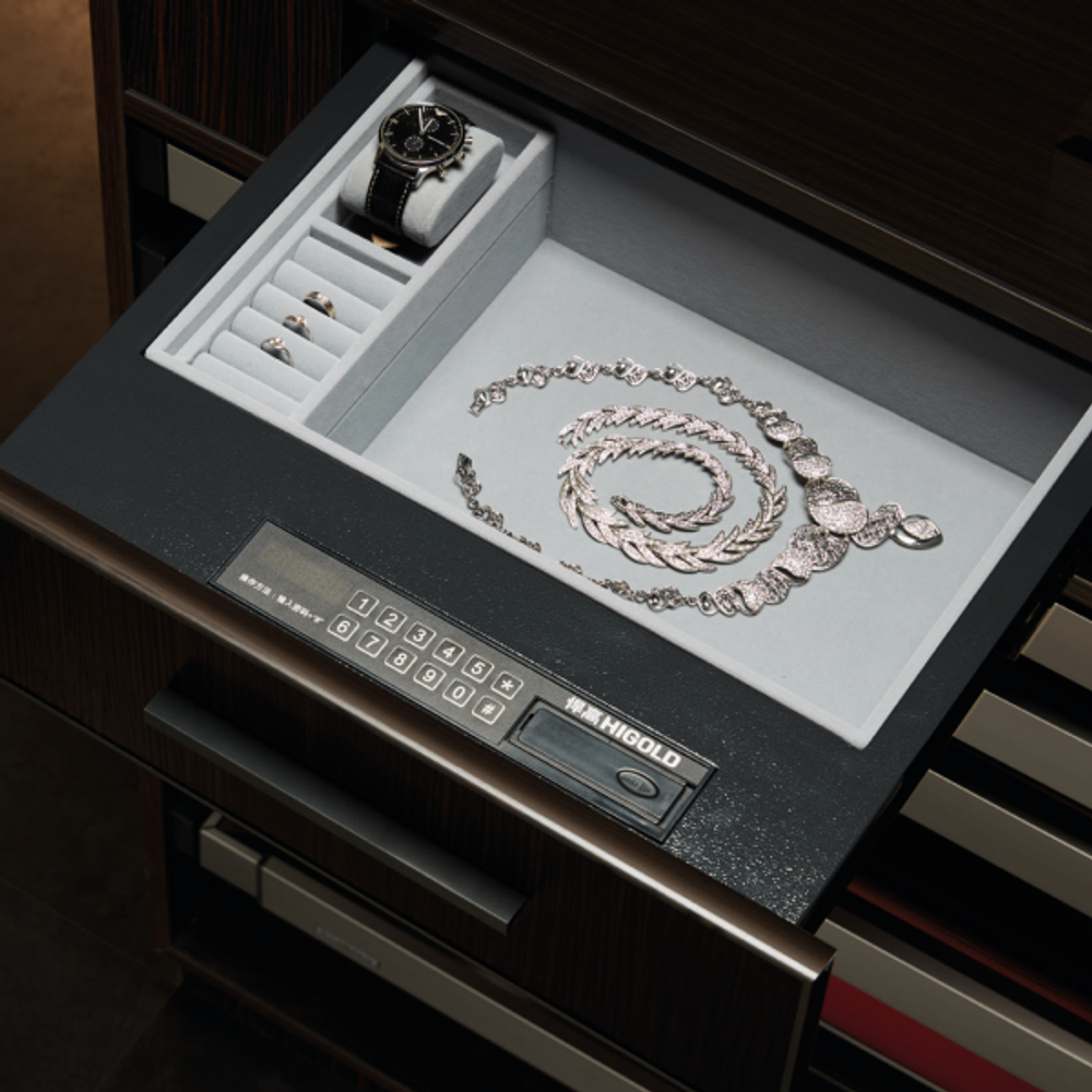 Сейф, 450x405x200 мм