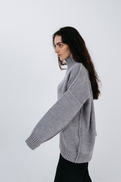 СВИТЕР SWEATER