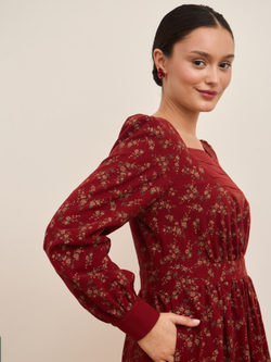 Платье с драпировкой