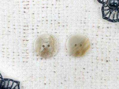 Пуговицы, d 1,5 см