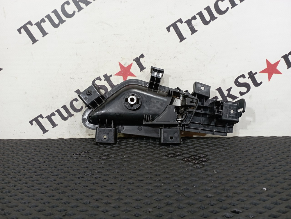 Ручка двери внутренняя 2023г